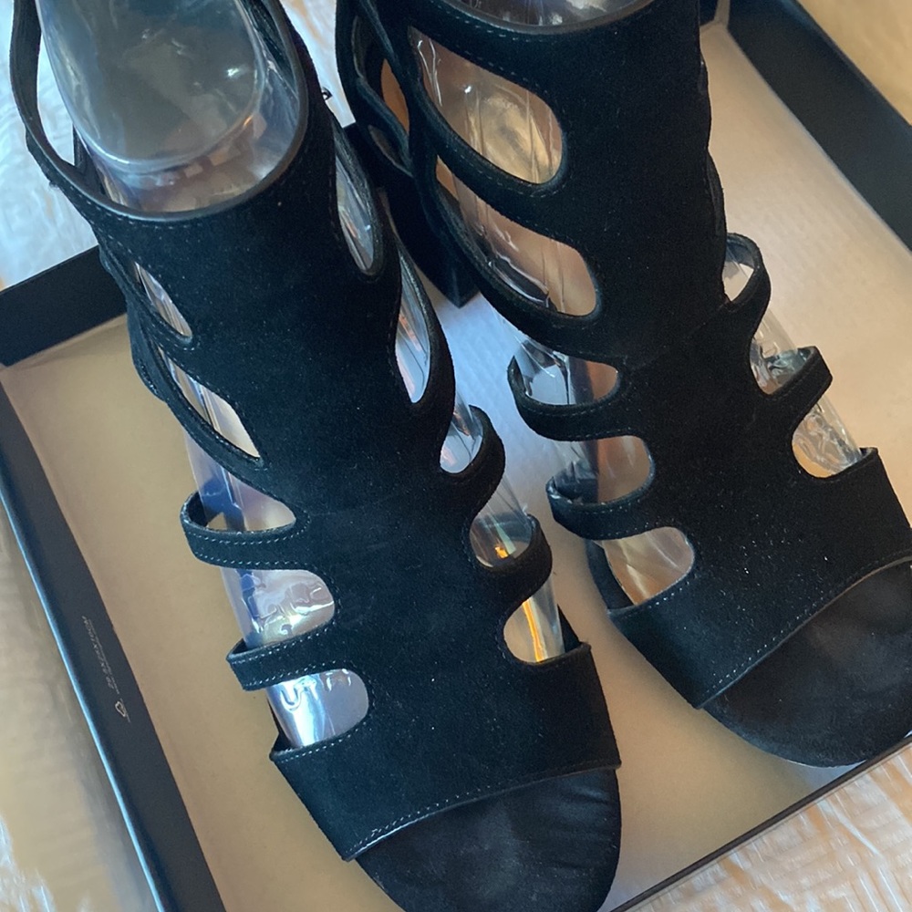Sandals - Picture 4 of 7